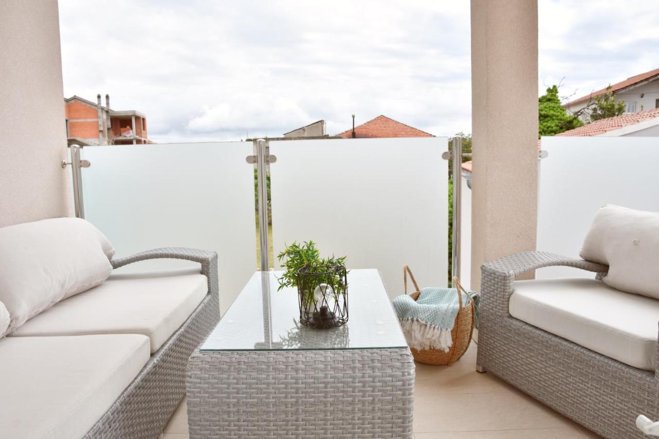 Apartment Josip 2 ตรีบูนย์ ภายนอก รูปภาพ